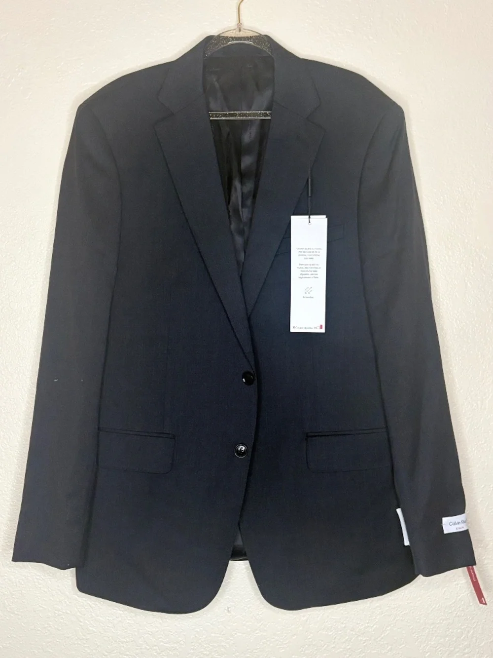 Calvin Klein Men's Slim Fit 100% Wool Charcoal Suit 42R